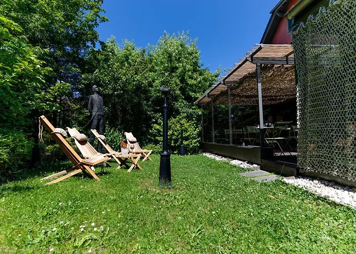 Hotel La Maison Rouge 3* Chambéry