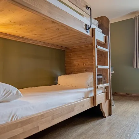 La Maison Rouge 3*
