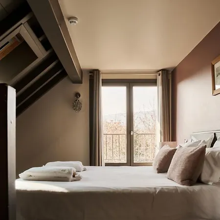 La Maison Rouge 3* Chambéry