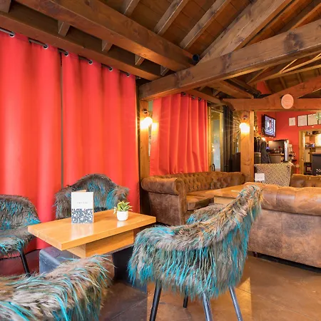 La Maison Rouge